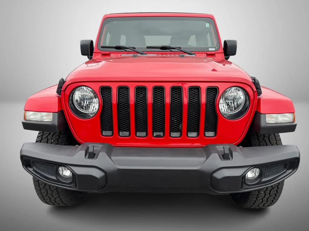 Used 2021 Red Jeep Unlimited Sahara Altitude image 7
