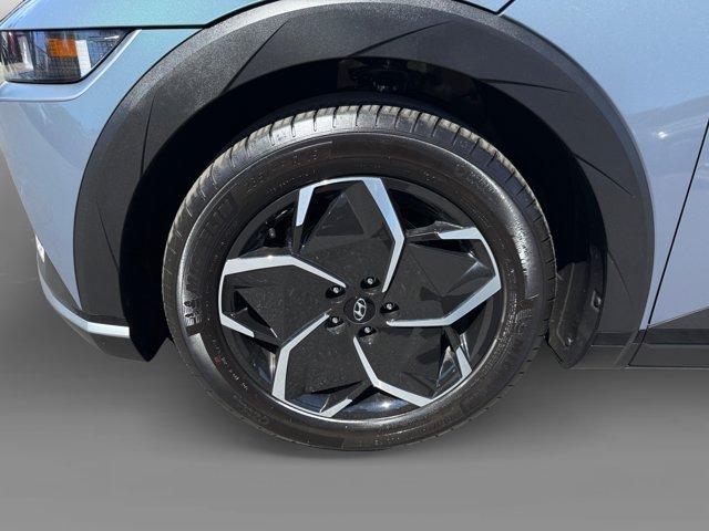Certified Used 2024 Teal Hyundai SEL image 9