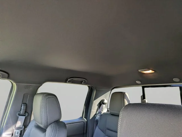 New 2026 Boulder Gray Pearl Nissan Crew Cab SV image 16