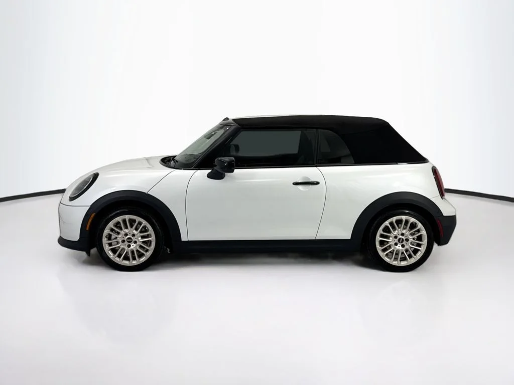 New 2026 Nanuq White Metallic MINI Signature Plus image 16