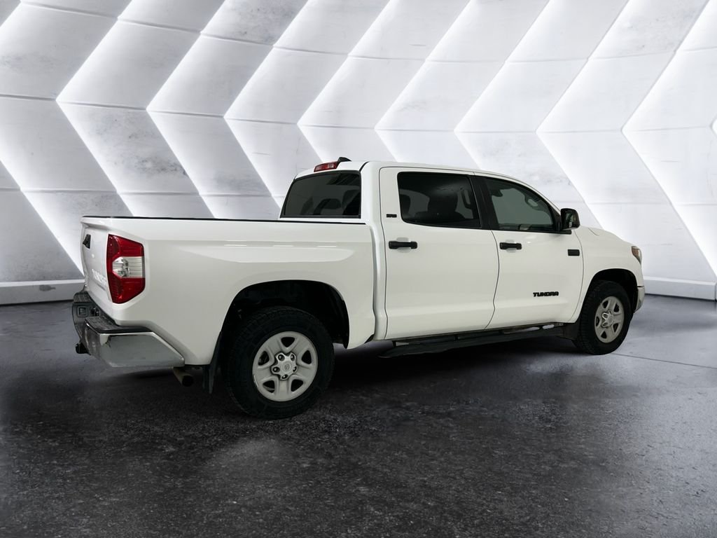 Used 2021 White Toyota SR5 image 4