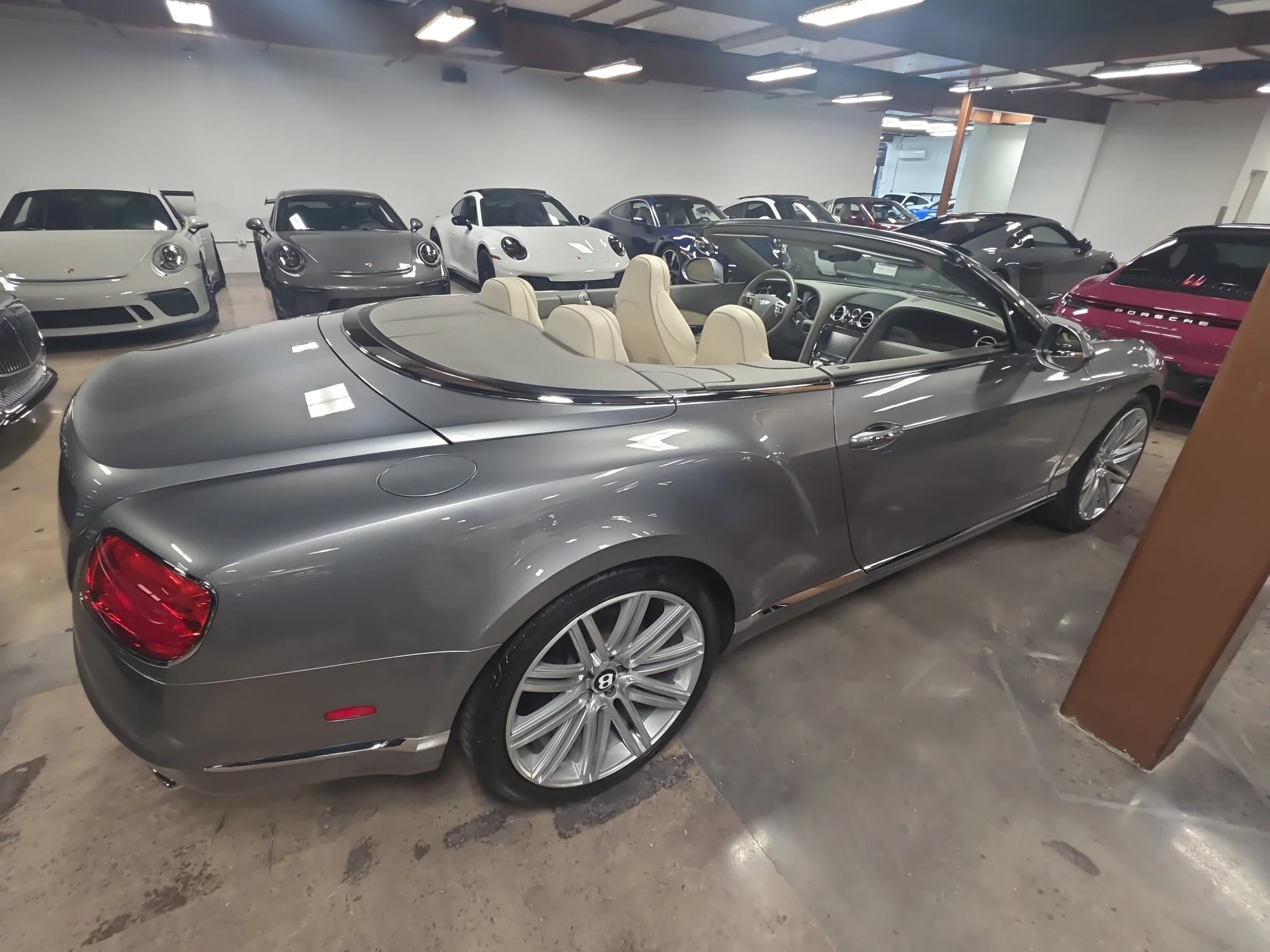 Used 2014 Gray Bentley Speed image 4