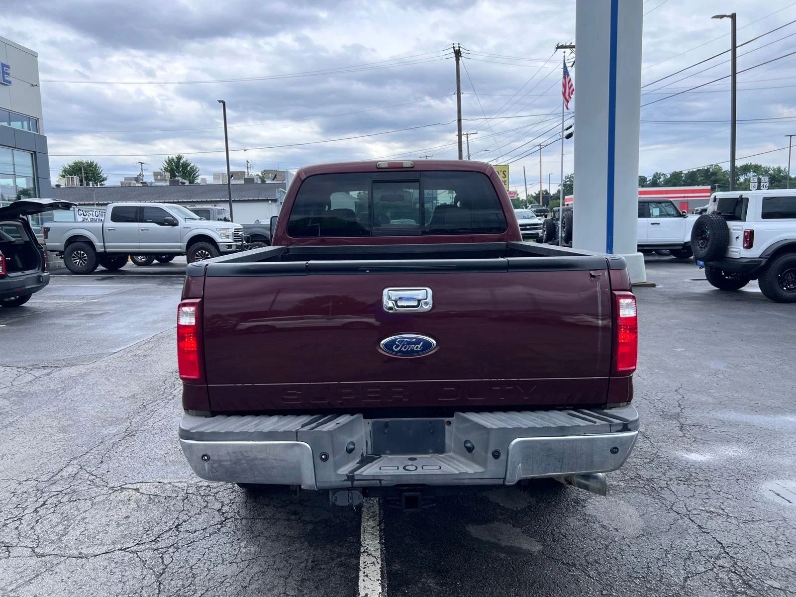 Used 2009 Royal Red Clearcoat Metallic Ford Lariat image 9