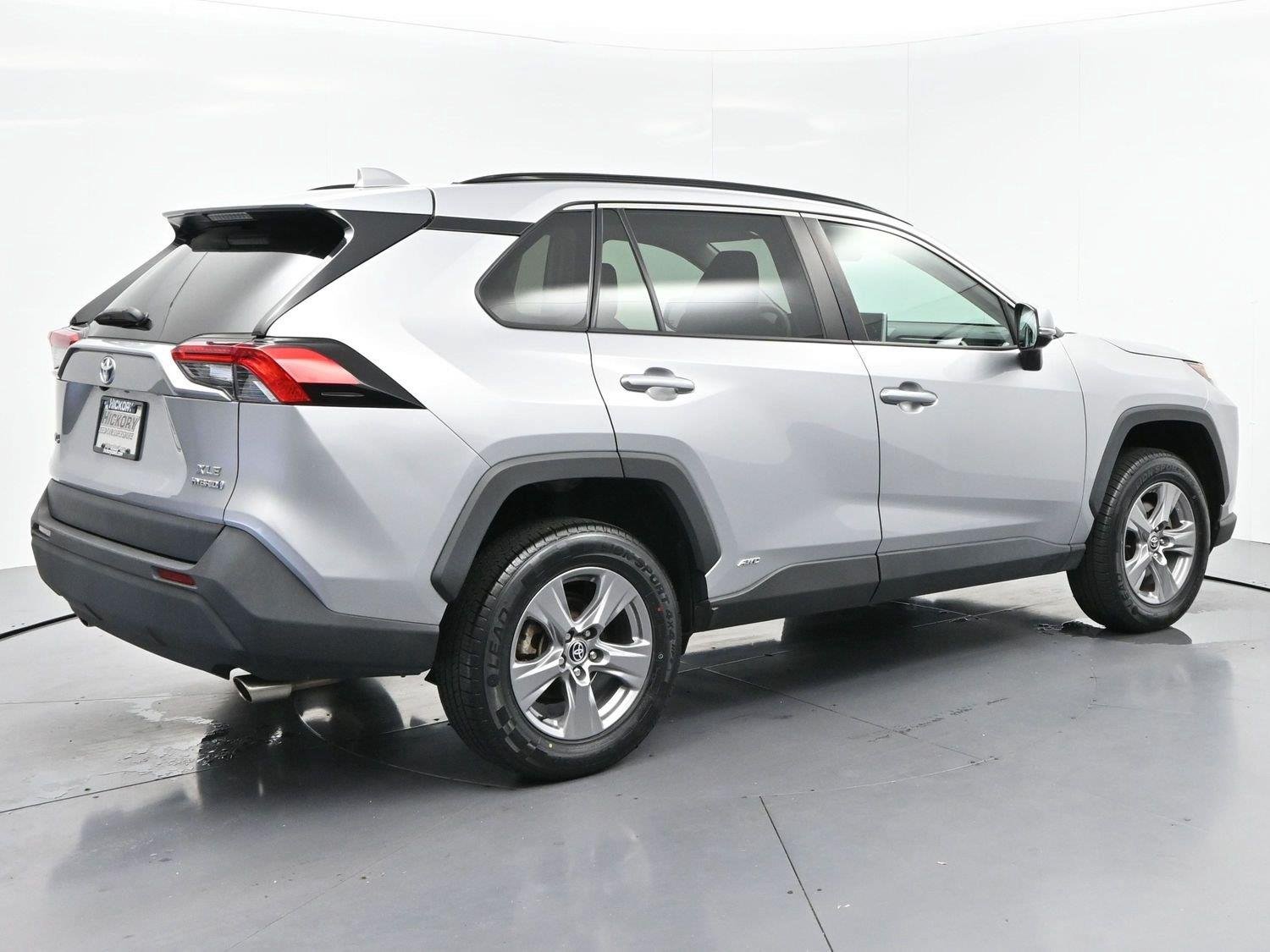 Used 2023 Silver Sky Metallic Toyota XLE image 7