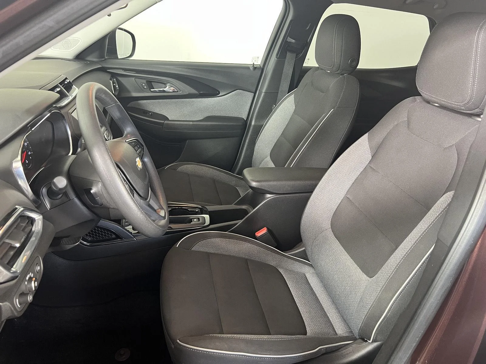 Used 2022 Mahogany Red Metallic Chevrolet LT image 6
