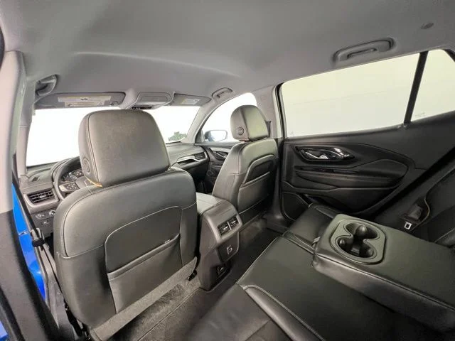 Used 2024  GMC AT4 image 14