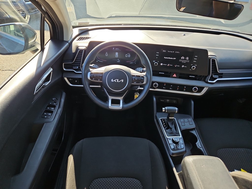 Used 2024 Gravity Gray Kia LX image 9