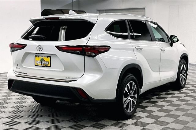 2024 Toyota Highlander XLE - Photo 13