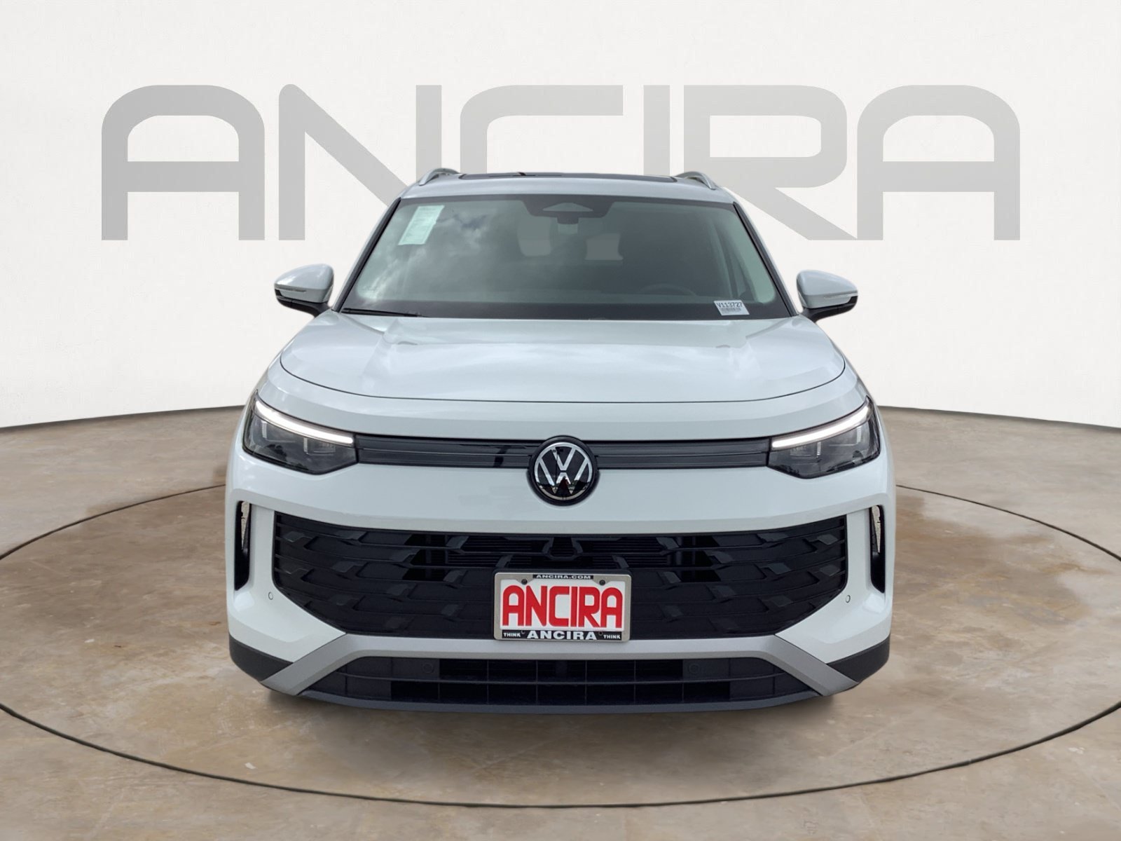 New 2026 PURE WHITE Volkswagen SE image 3