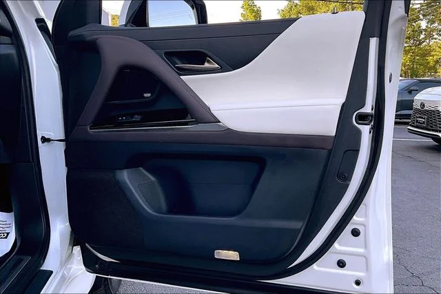Certified Used 2025 EMINENT WHITE PEARL Lexus Luxury image 28