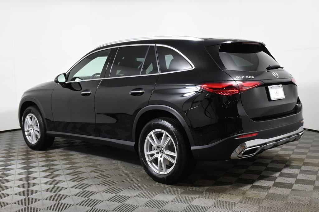 Used 2026 Black Mercedes-Benz GLC 300 image 5