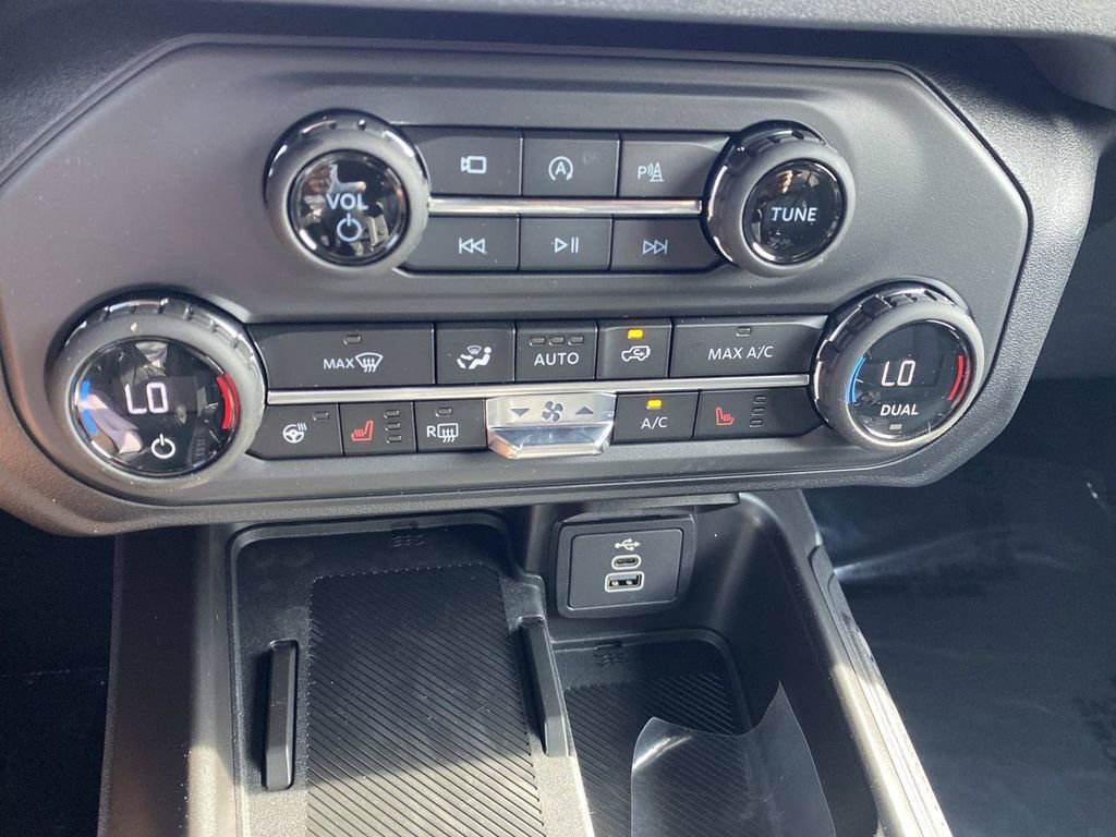 New 2026 Desert Sand Ford Outer Banks® image 16