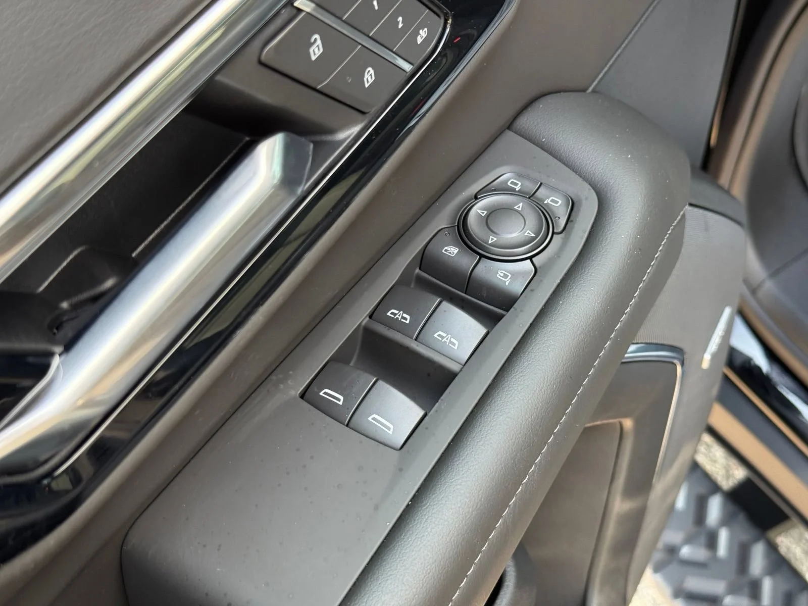 2026 Chevrolet Tahoe Z71 - Photo 20