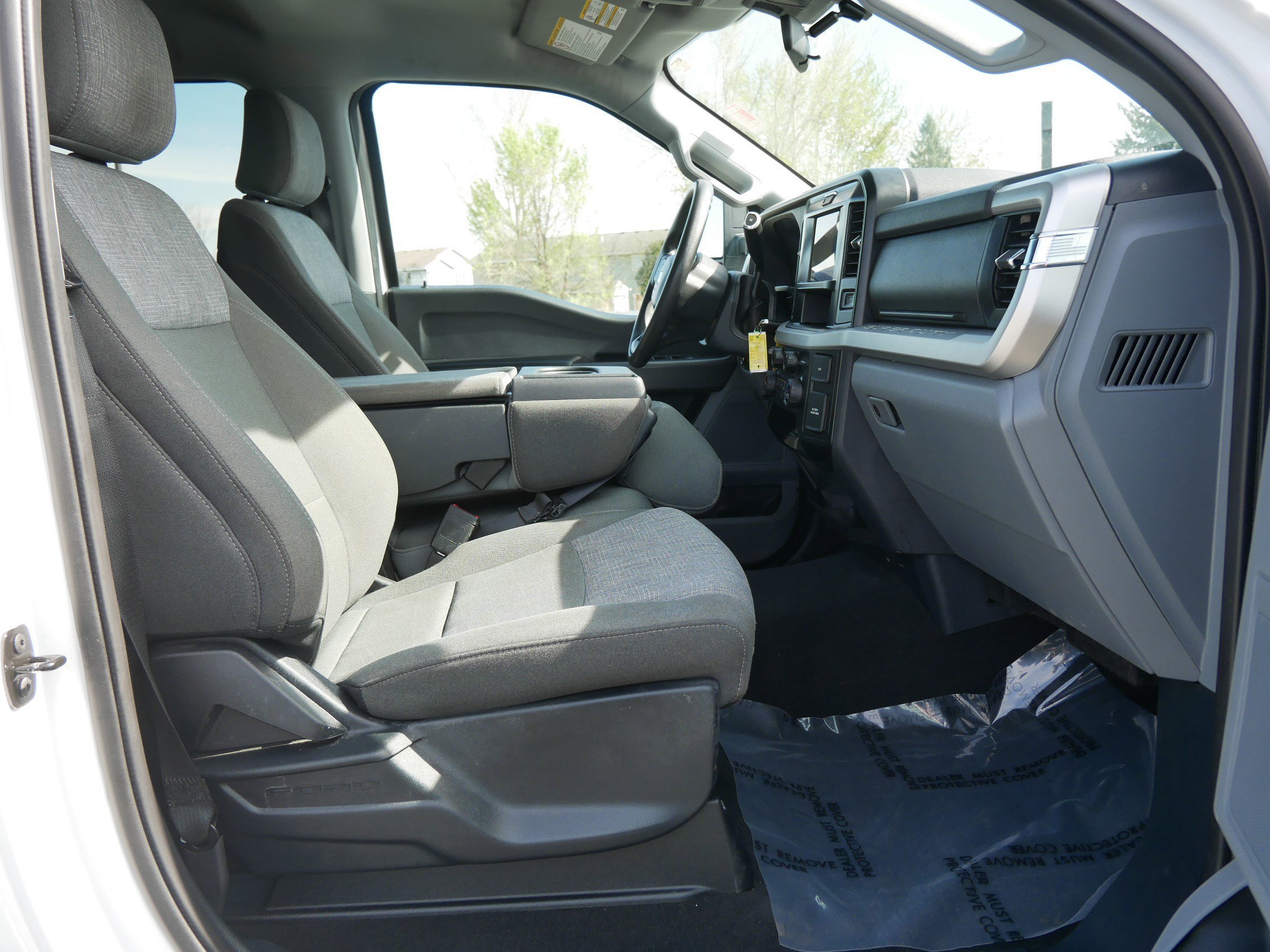 Used 2025 White Ford XLT image 14