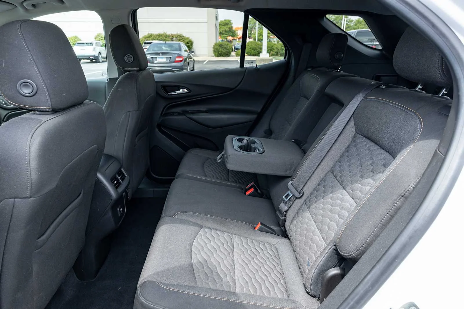 Used 2019 SUMMIT WHITE Chevrolet LT image 27