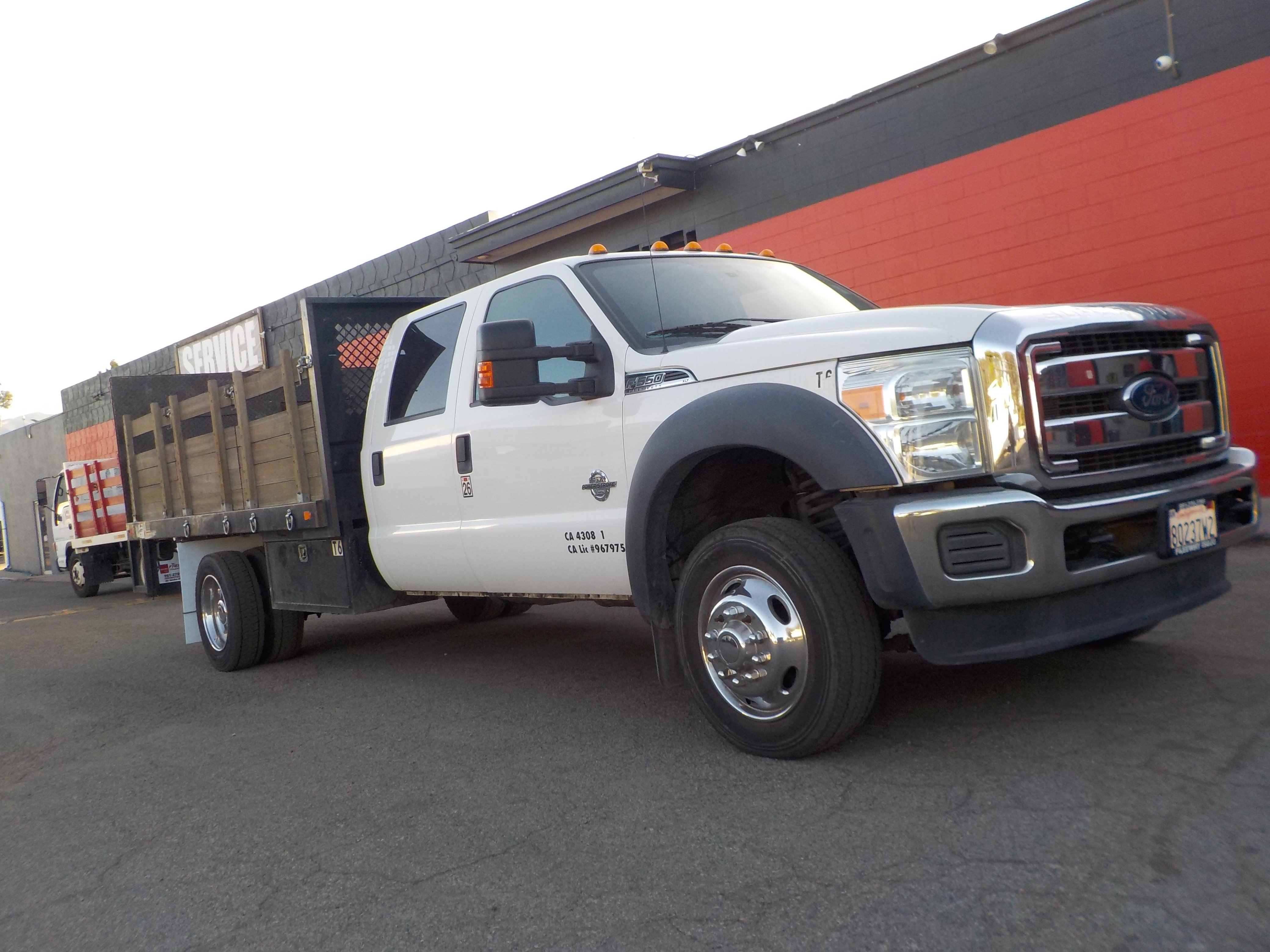 2016 Ford F-550 - Photo 38