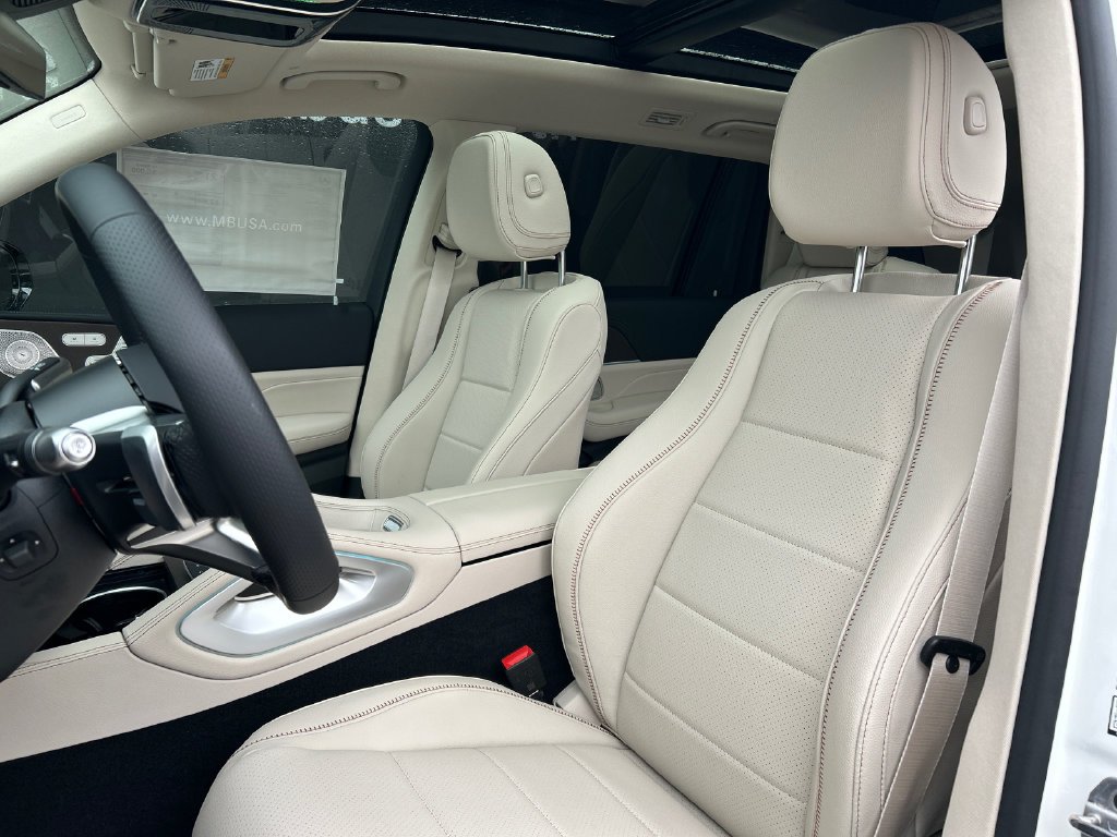 New 2027 Polar White Mercedes-Benz GLS 450 image 15