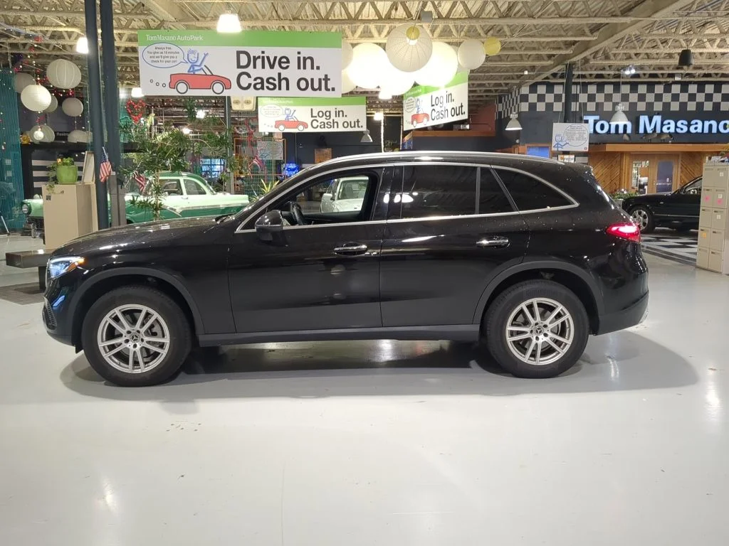 Used 2023 Black Mercedes-Benz GLC 300 image 11