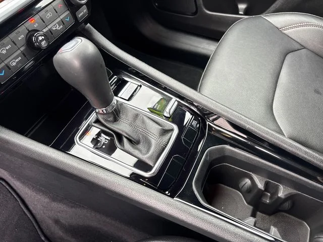 Used 2024 Gray Jeep Limited image 26