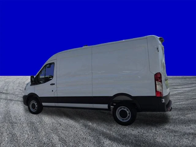 New 2026 Oxford White Ford Cargo Van image 6