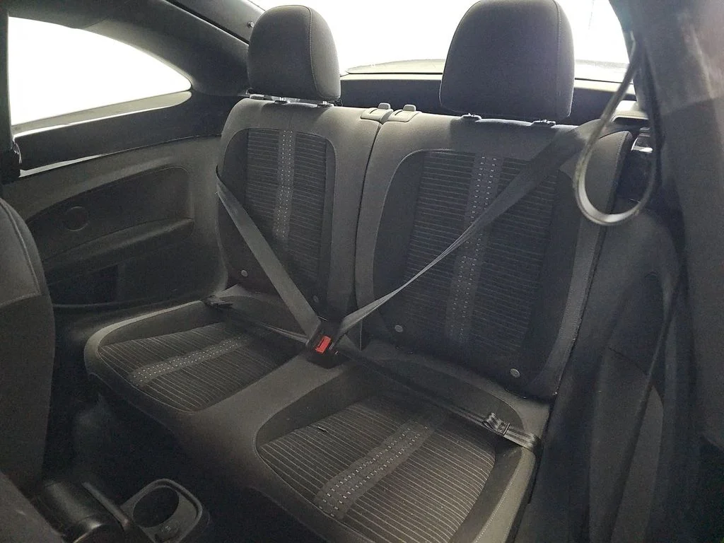Used 2014 Blue Volkswagen 2.0T R-Line image 14