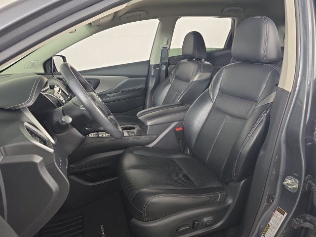 Used 2020 Gun Metallic Nissan SL image 16