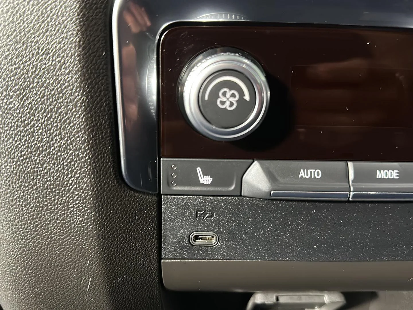 Used 2026 Onyx Black GMC Denali image 29