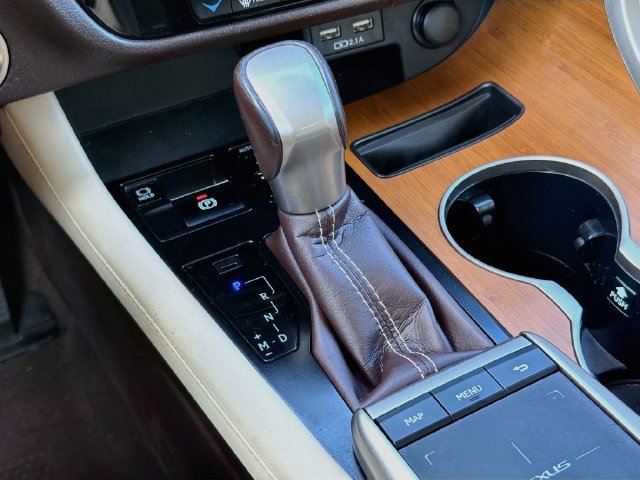 Used 2020 Beige Metallic Lexus RX 350 image 29