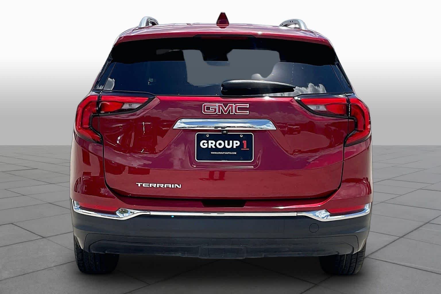 Used 2020 Red Quartz Tintcoat GMC SLT image 5
