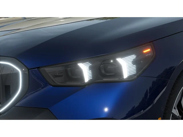 New 2027 Tanzanite Blue II Metallic BMW  image 6