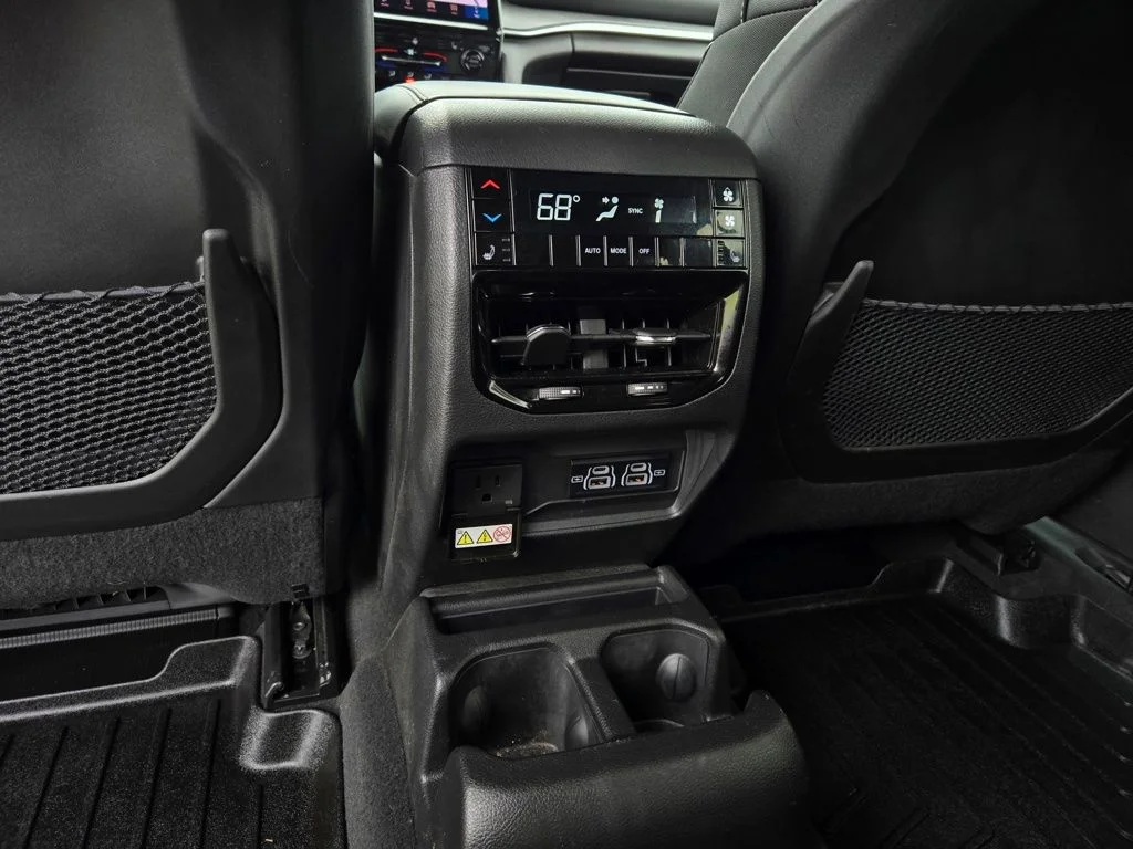 Used 2025 Black Jeep Limited image 30