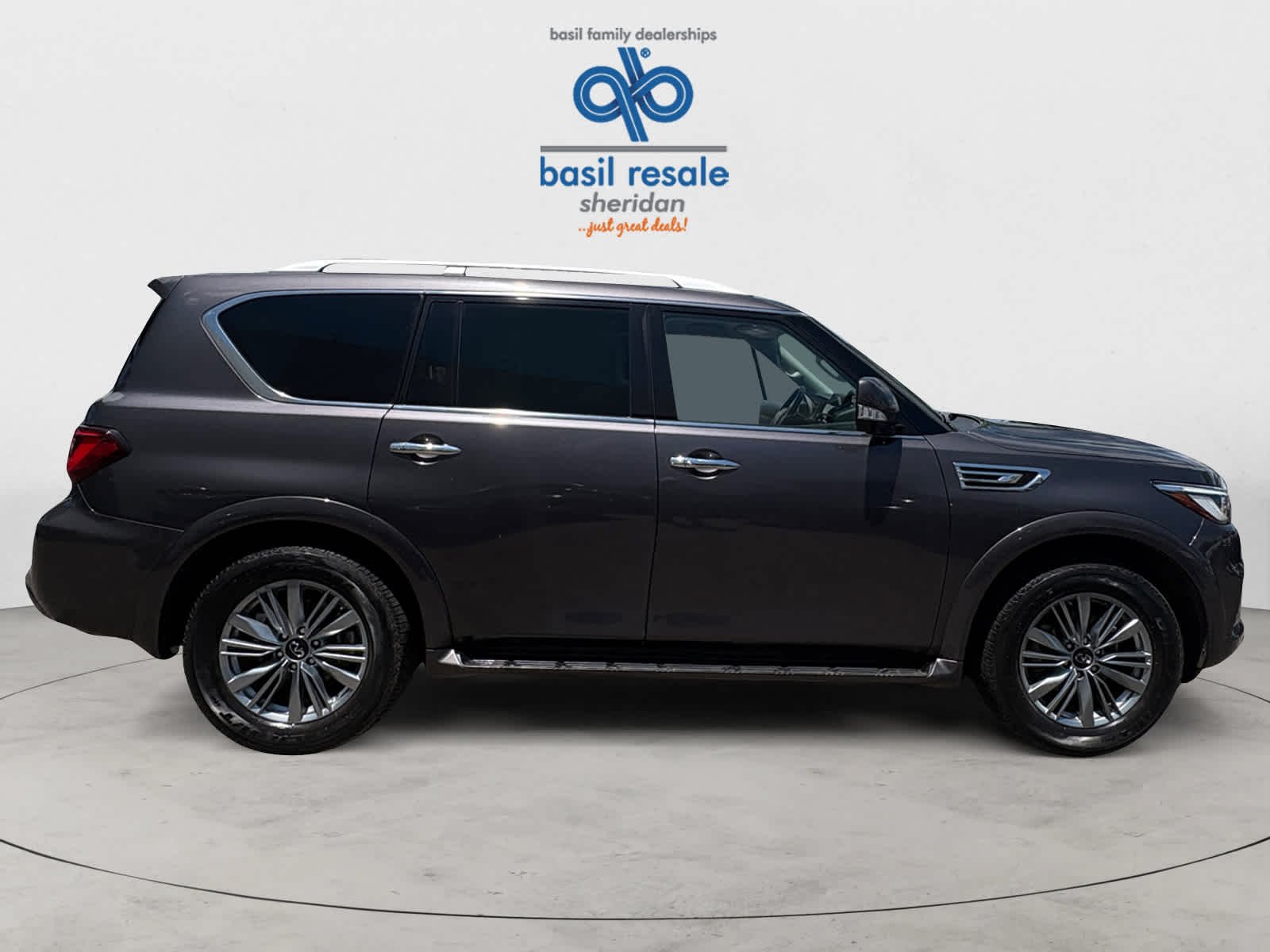 Used 2024 Anthracite Gray INFINITI LUXE image 7