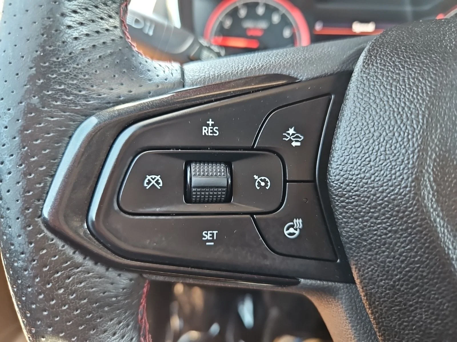 Used 2022 Black Chevrolet RS image 35