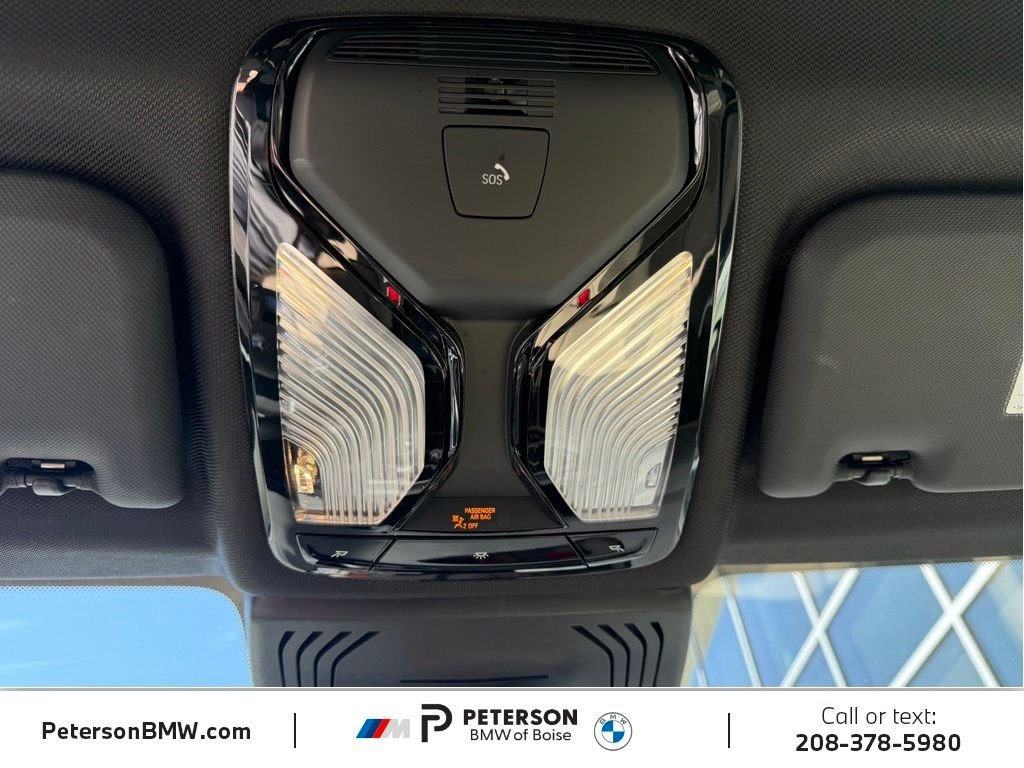 Used 2022 Blue BMW xDrive30i image 35