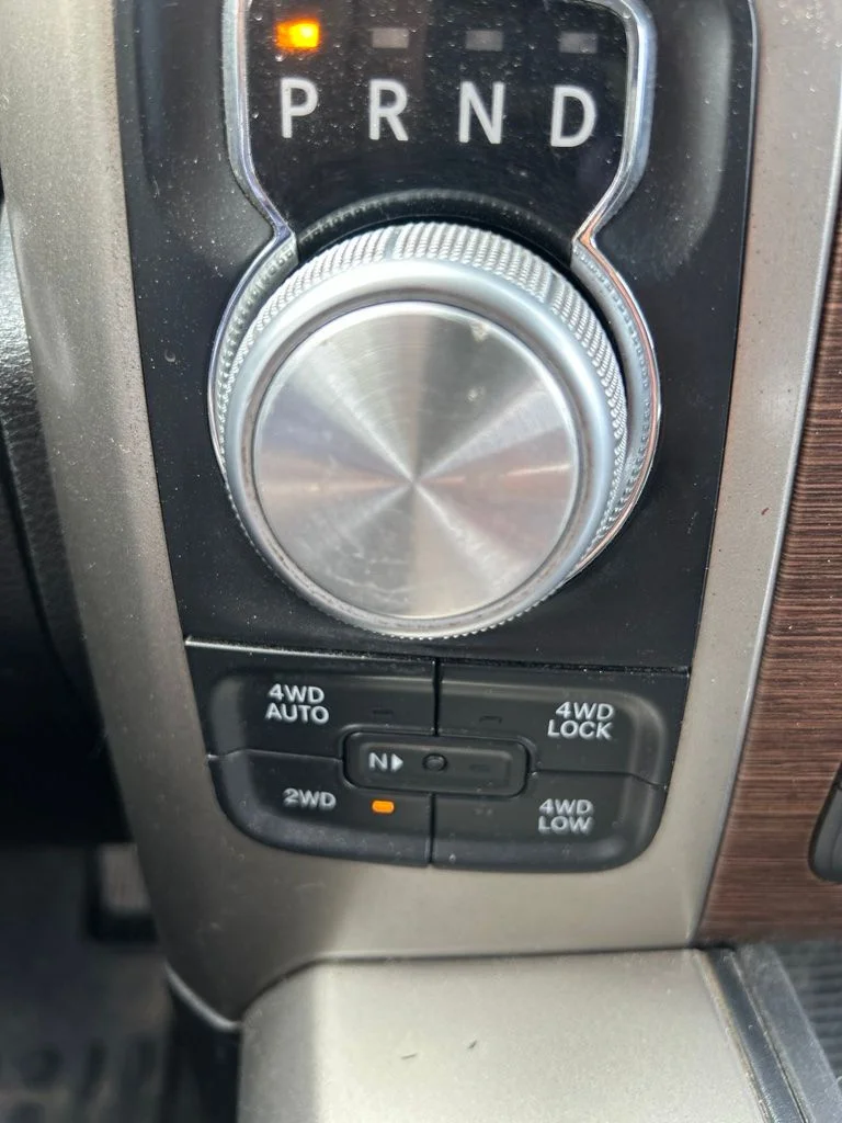 Used 2014 Crystal Metallic Ram Laramie image 18