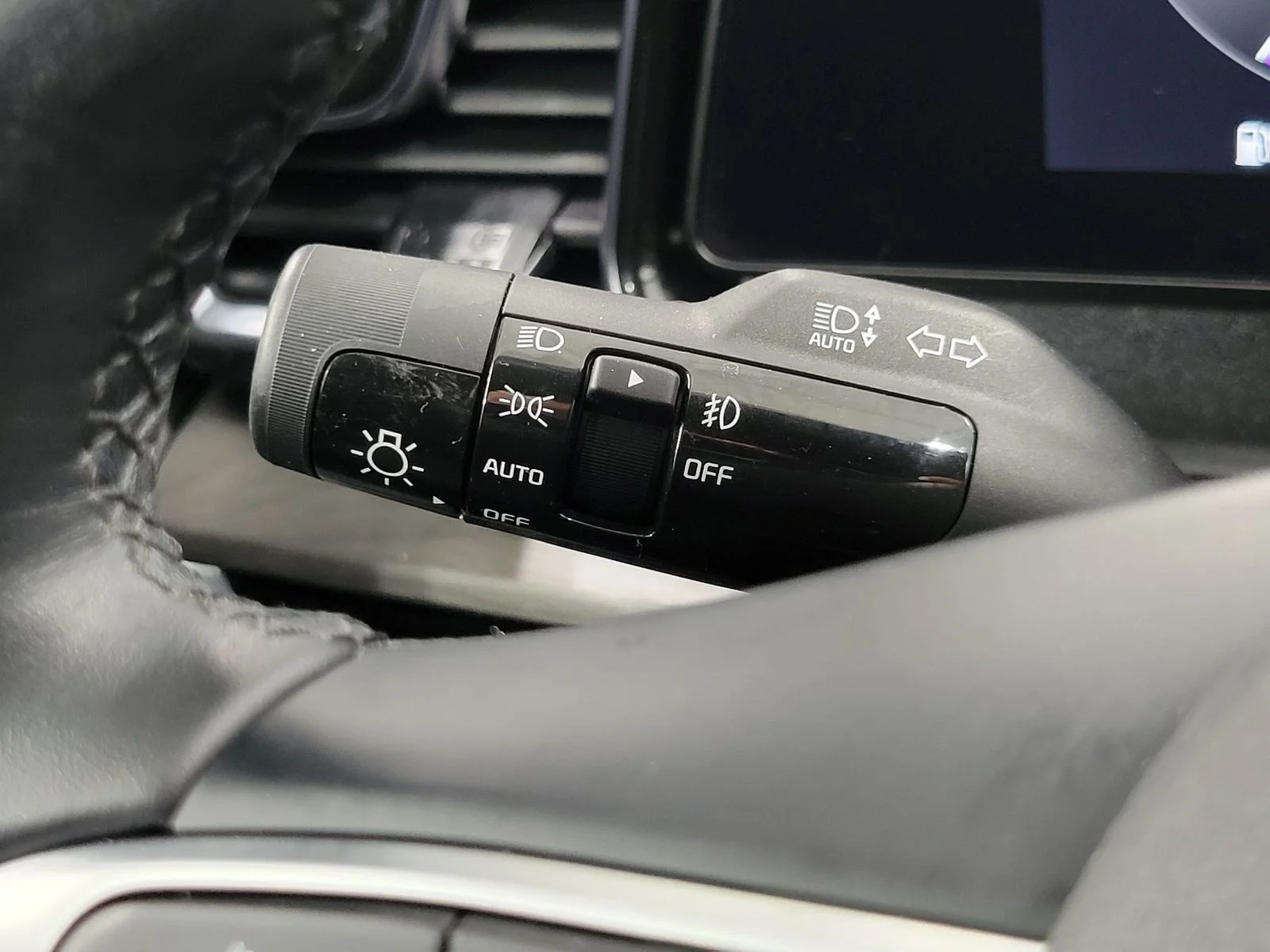 Certified Used 2023 Black Kia X-Pro Prestige image 14