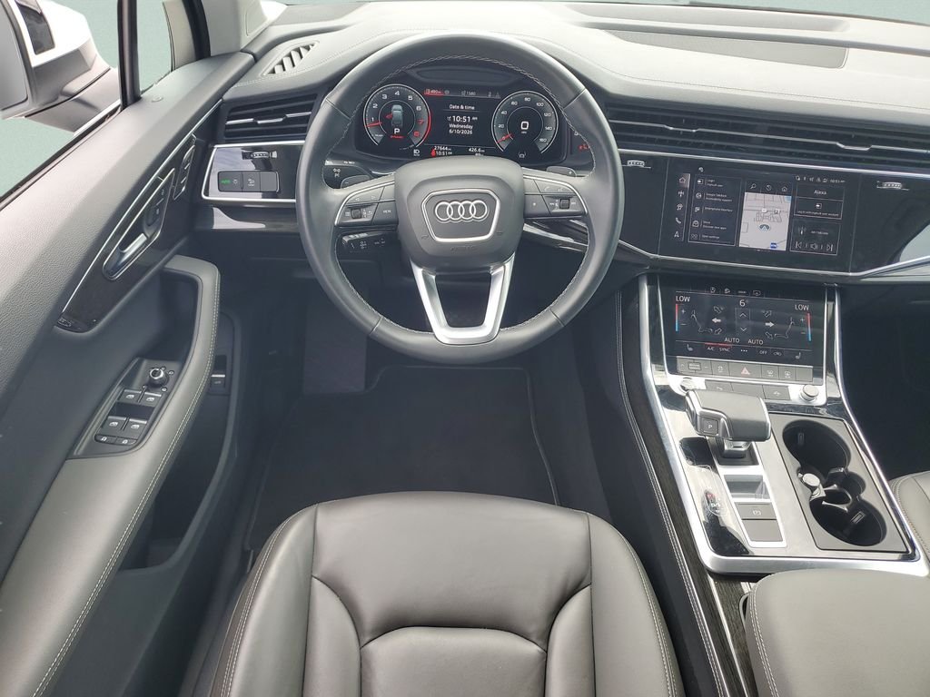 Used 2025  Audi 55 Premium Plus image 11