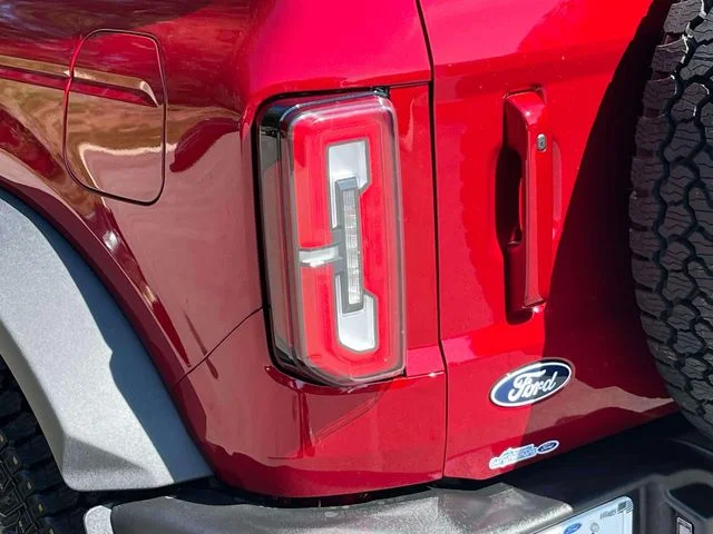 New 2026 Ruby Red Metallic Tinted Clearcoat Ford Outer Banks® image 10