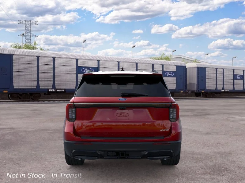 New 2026 Rapid Red Metallic Tinted Clearcoat Ford ST-Line image 5