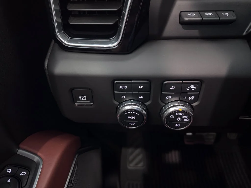 2025 GMC Sierra 1500 Denali Ultimate - Photo 26