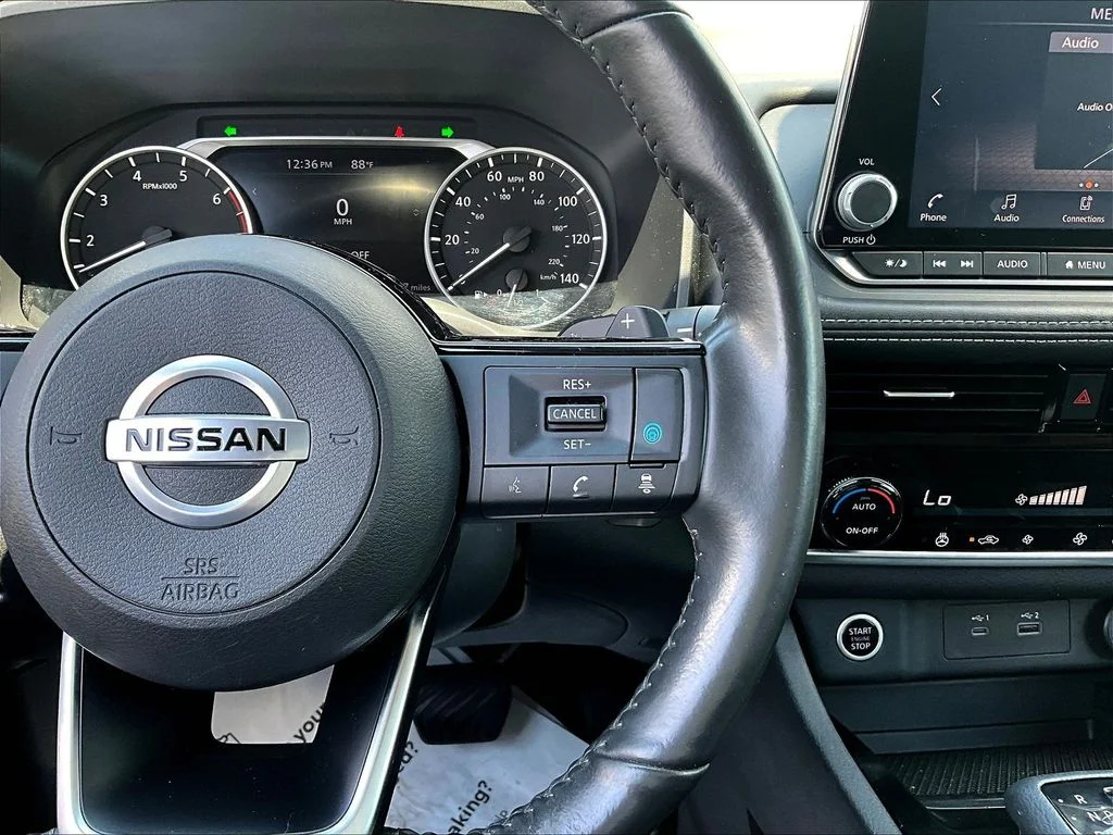 Used 2021 Red Nissan SV image 12
