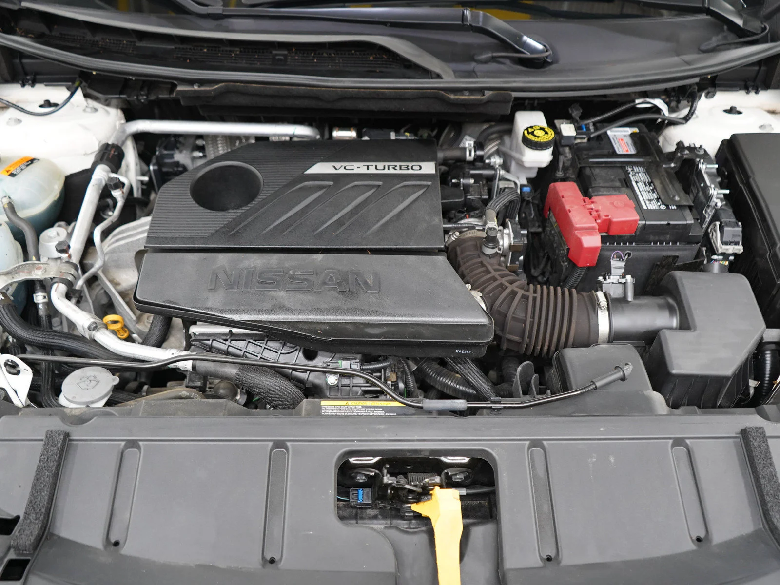 Used 2023 Pearl White Tricoat Nissan SV image 30