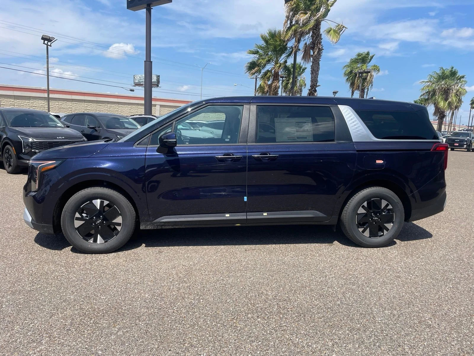 New 2027 Blue Kia LXS image 4