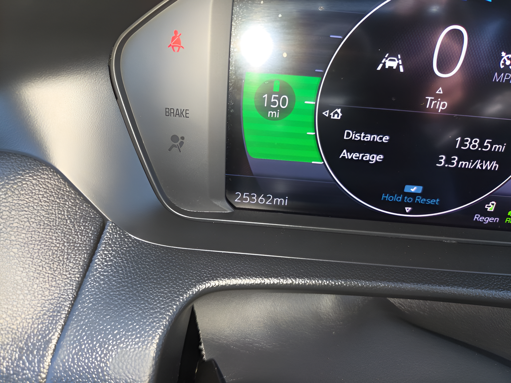 Used 2022 Silver Chevrolet LT image 16