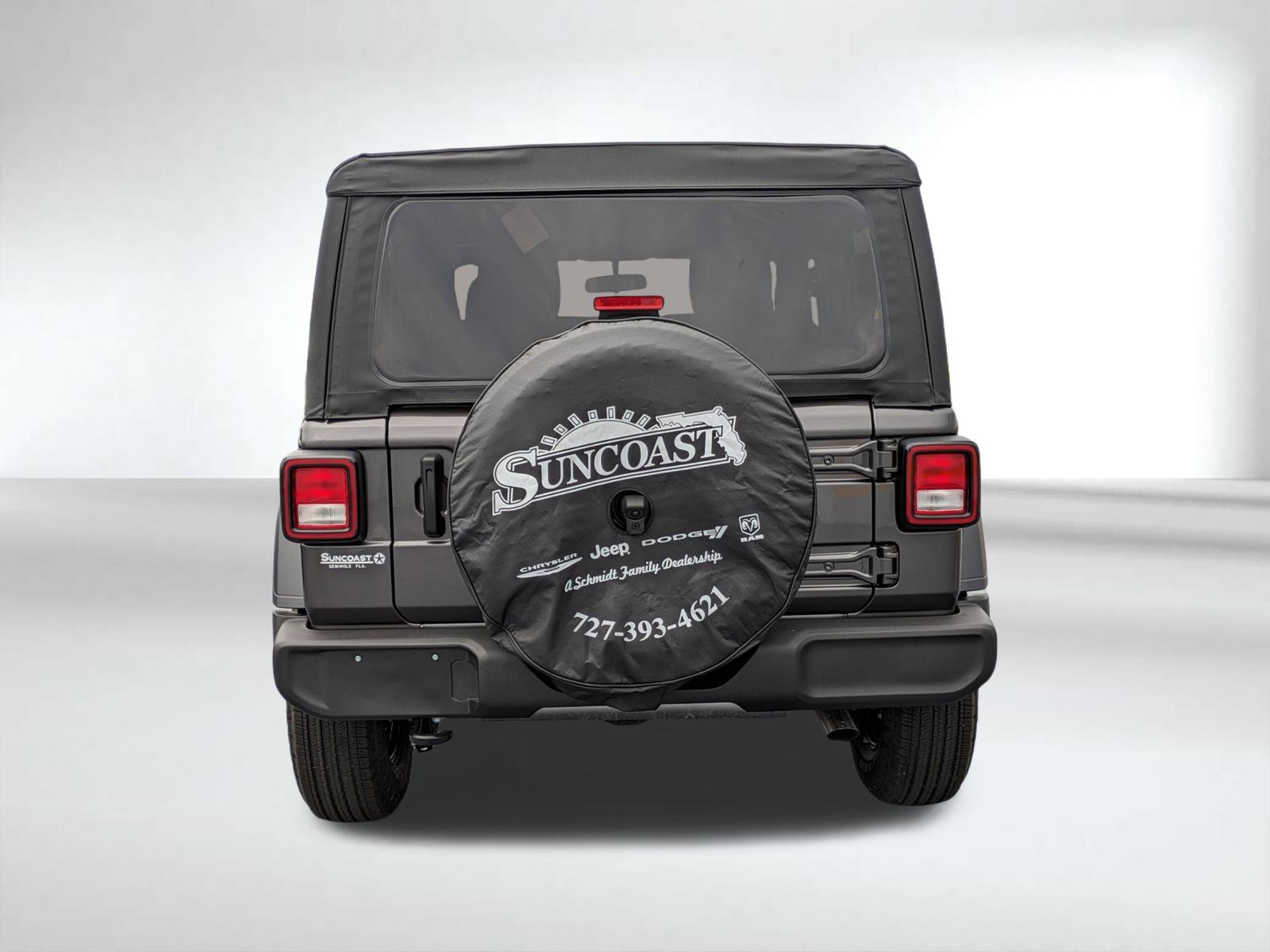 New 2026 Granite Crystal Metallic Clear-Coat Exterior Paint Jeep Sport image 5