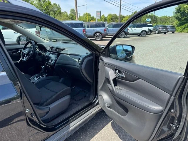 Used 2018 Black Nissan SV image 17