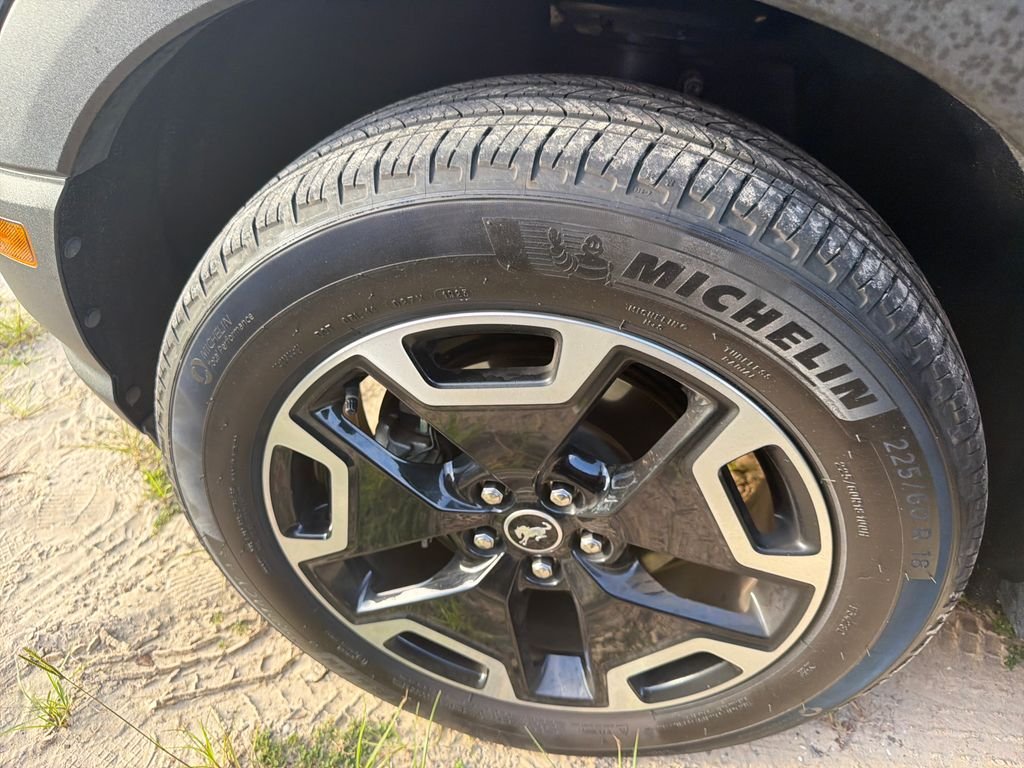 Used 2023 Black Ford Outer Banks image 12