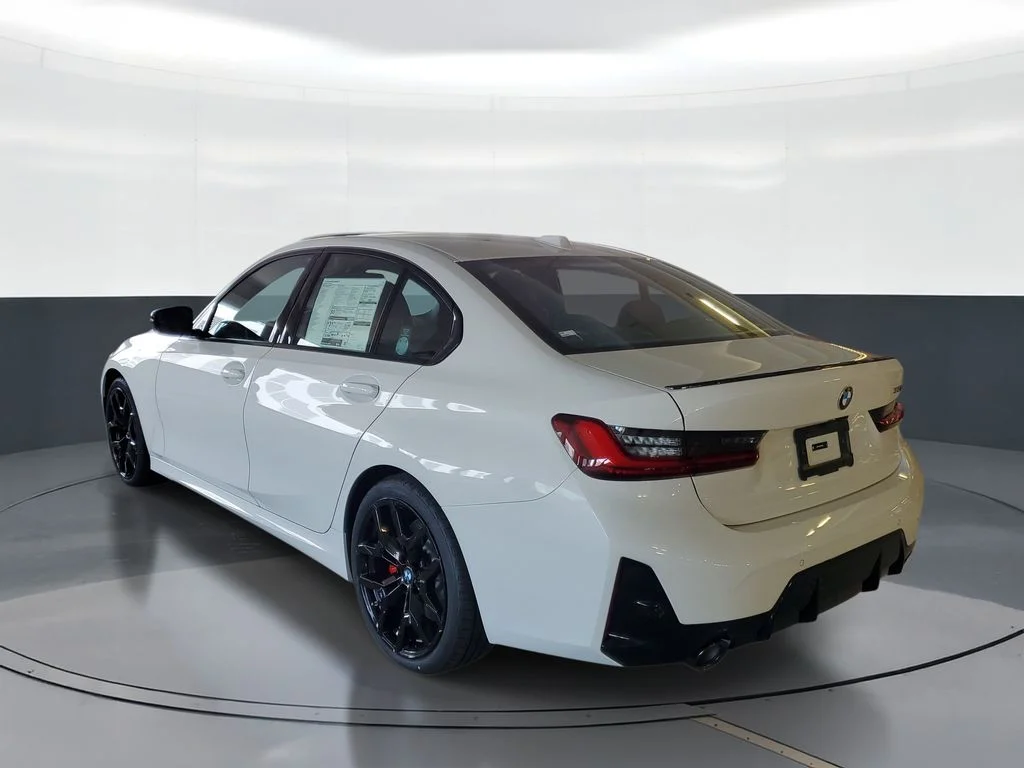 New 2026 Alpine White BMW 330i image 4