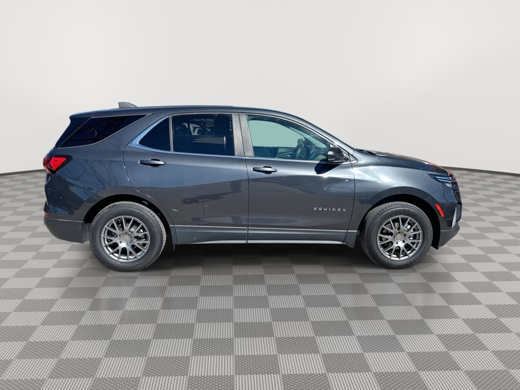 2022 Chevrolet Equinox LT - Photo 12