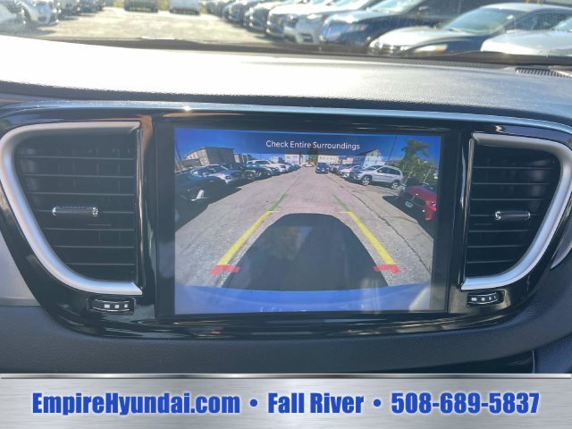2025 Chrysler Pacifica Select - Photo 21